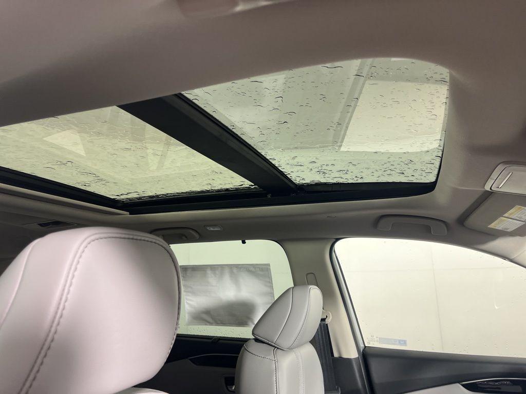 new 2025 Honda Pilot car, priced at $51,195