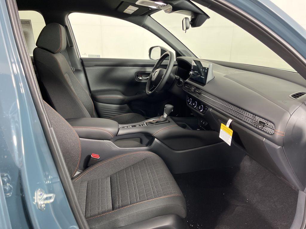 new 2026 Honda HR-V car, priced at $31,405