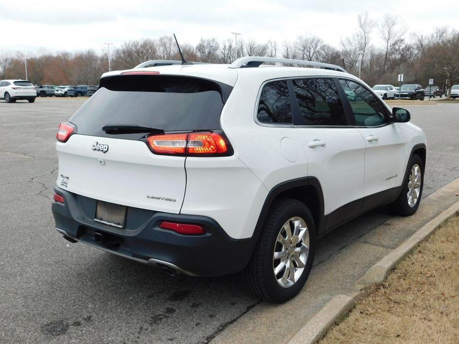 used 2014 Jeep Cherokee car, priced at $6,820