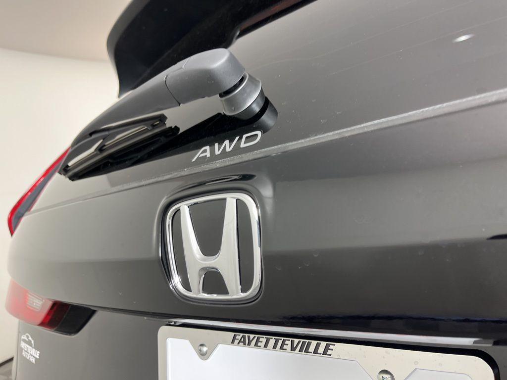 new 2026 Honda CR-V Hybrid car, priced at $41,675