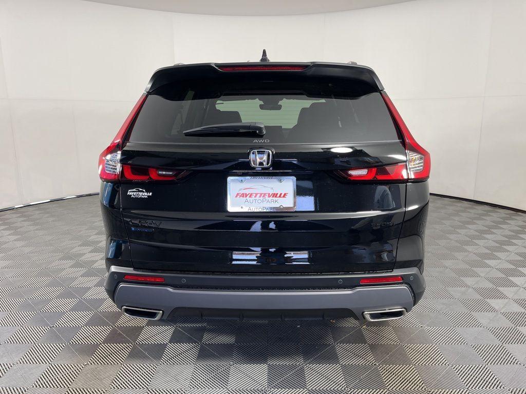 new 2026 Honda CR-V Hybrid car, priced at $41,675