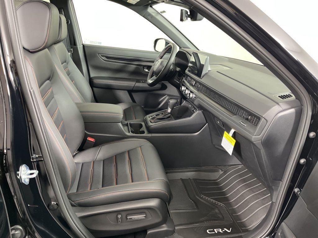 new 2026 Honda CR-V Hybrid car, priced at $41,675