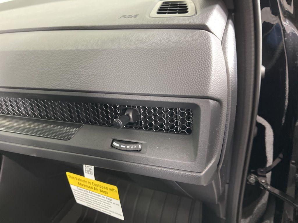 new 2026 Honda CR-V Hybrid car, priced at $41,675