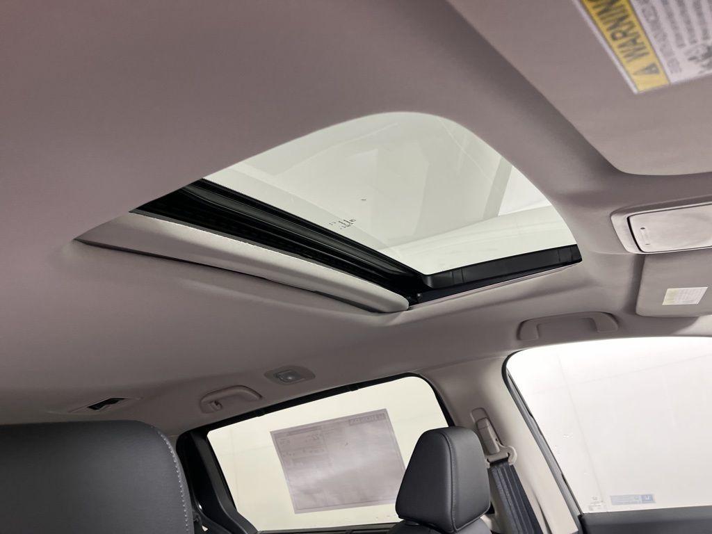 new 2026 Honda Odyssey car, priced at $45,685