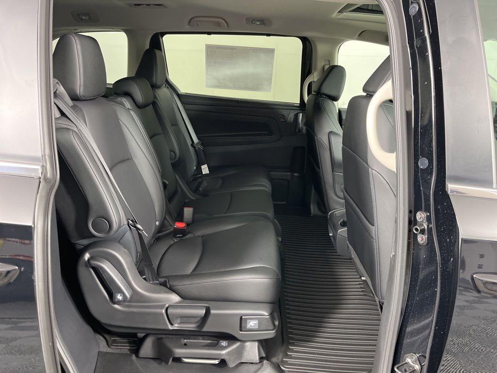 new 2026 Honda Odyssey car, priced at $45,685