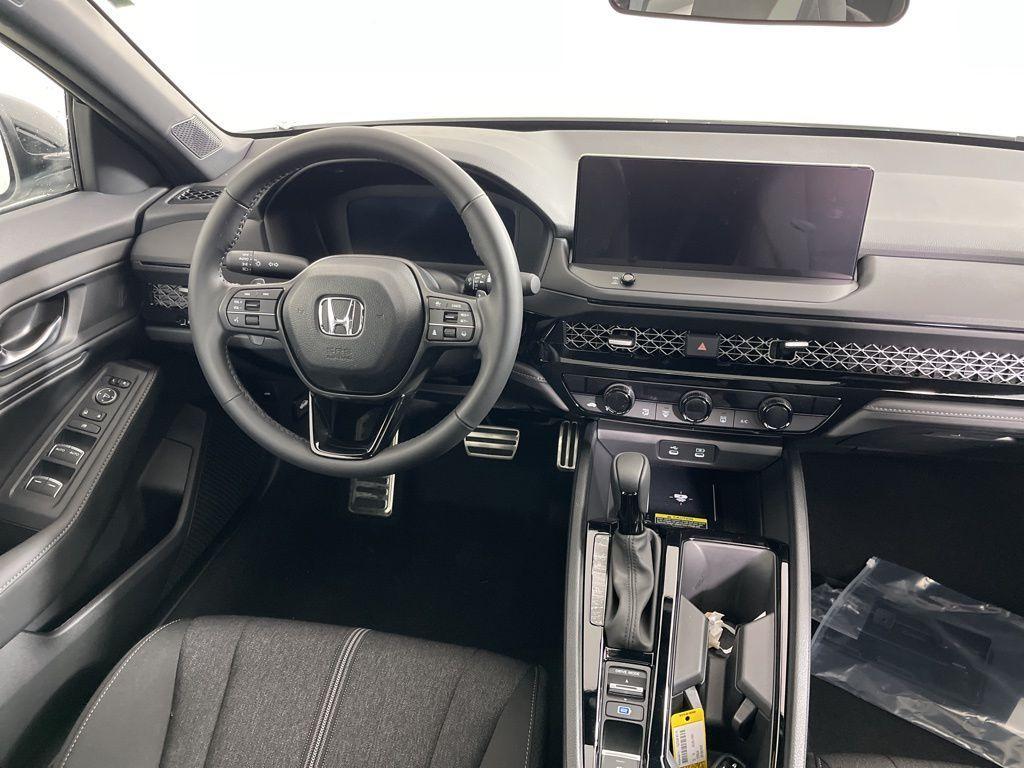 new 2025 Honda Accord Hybrid car, priced at $33,954