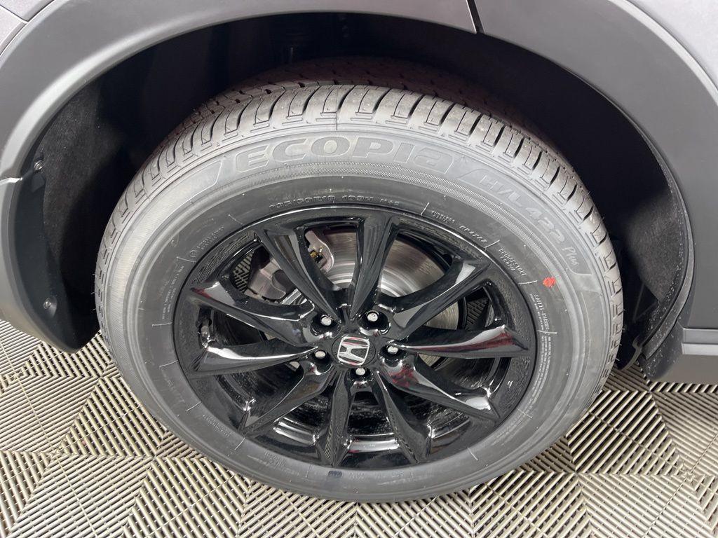 new 2026 Honda CR-V Hybrid car, priced at $41,675