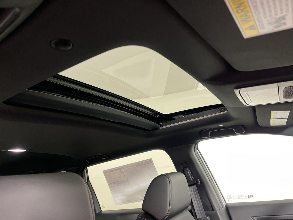 new 2026 Honda CR-V Hybrid car, priced at $41,675