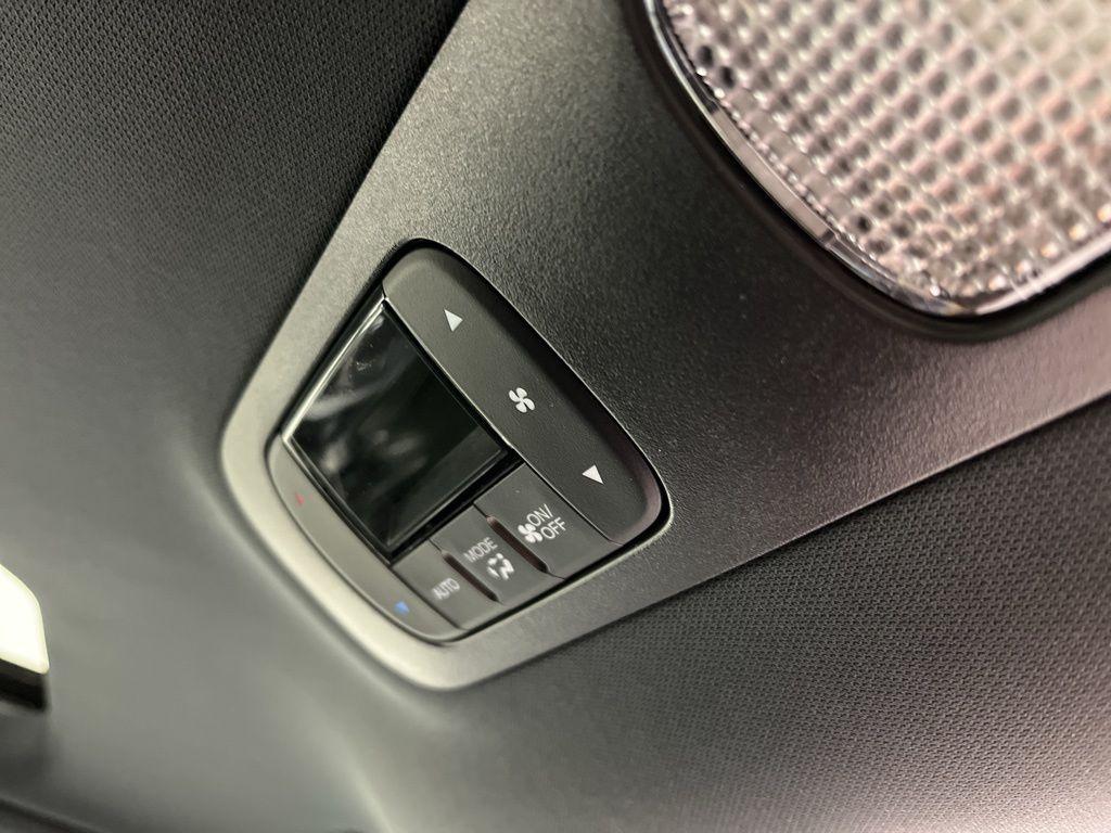 new 2026 Honda Odyssey car, priced at $45,390