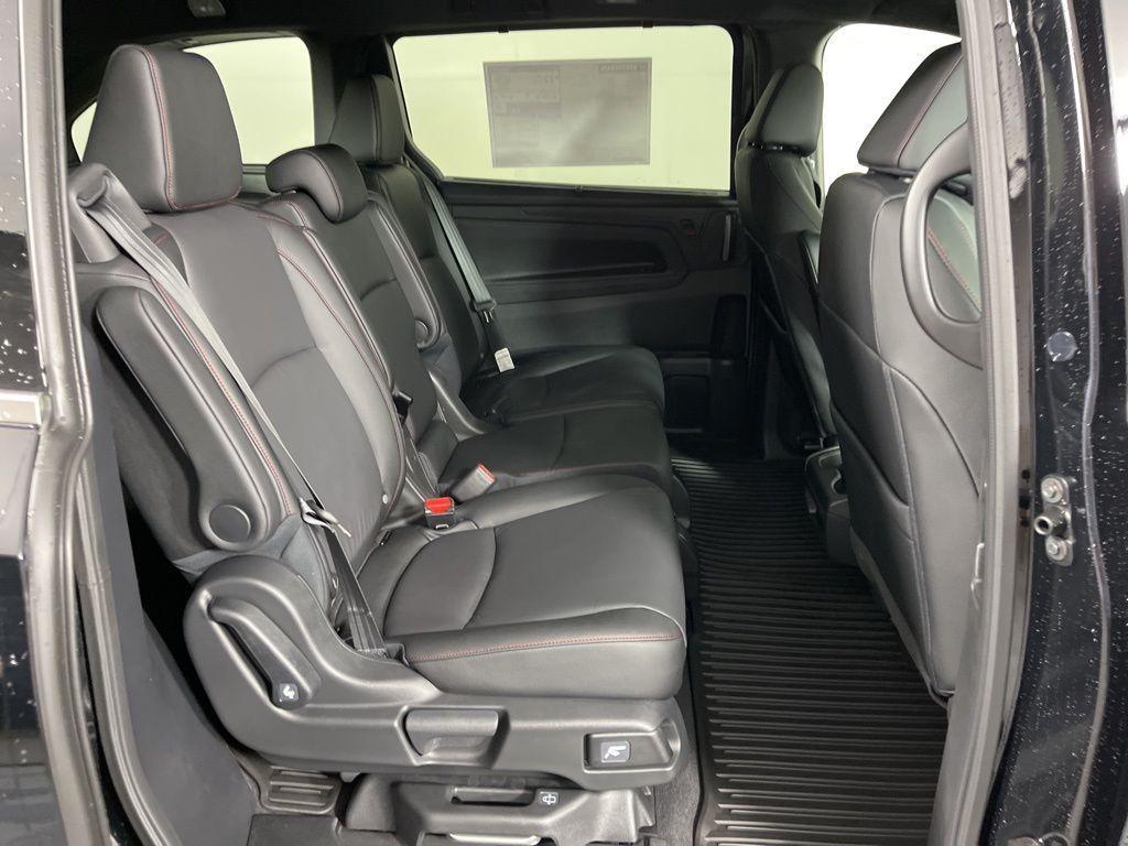 new 2026 Honda Odyssey car, priced at $45,390