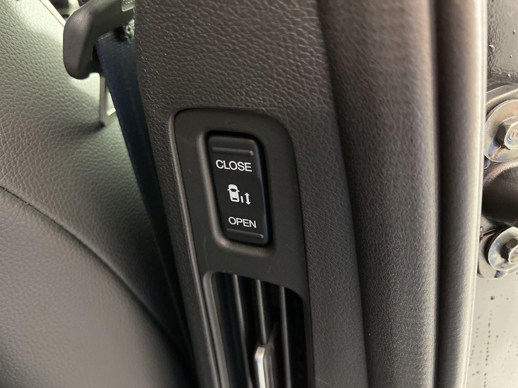 new 2026 Honda Odyssey car, priced at $45,390