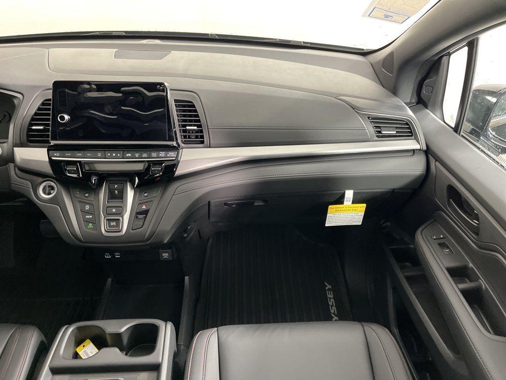 new 2026 Honda Odyssey car, priced at $45,390