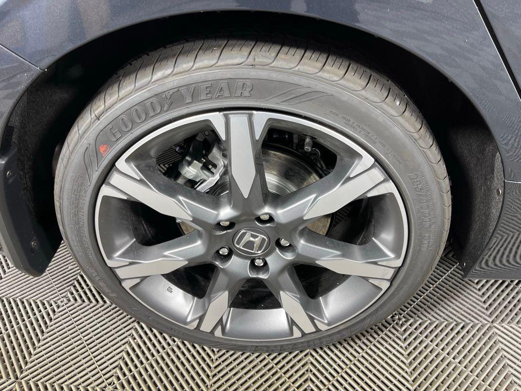 new 2026 Honda Civic Hybrid car, priced at $34,690