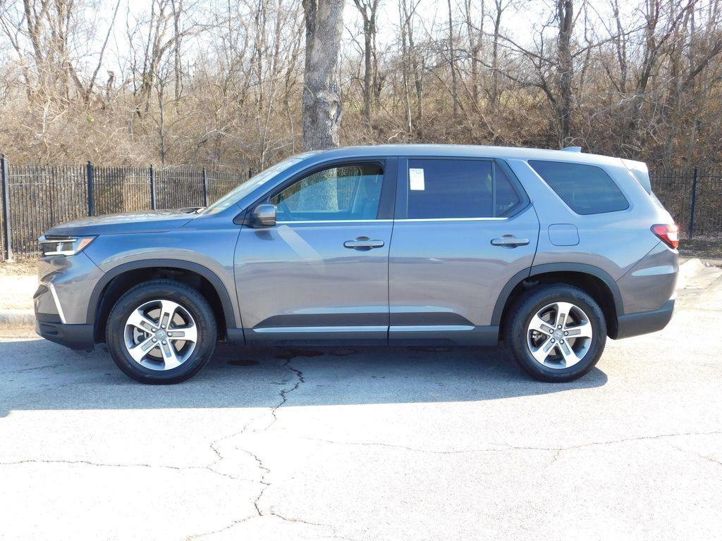 used 2023 Honda Pilot car, priced at $36,640