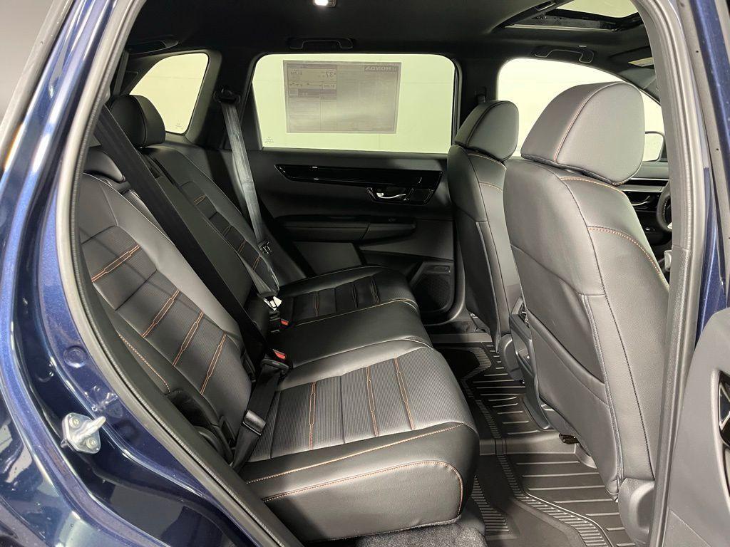 new 2026 Honda CR-V Hybrid car, priced at $43,700