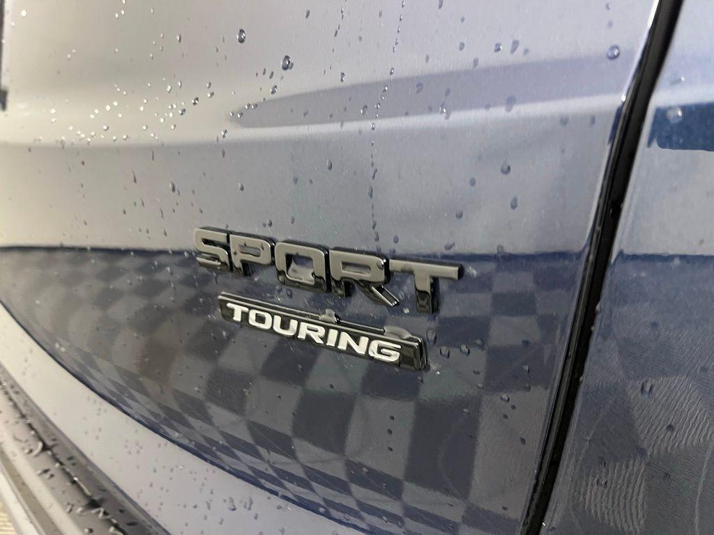 new 2026 Honda CR-V Hybrid car, priced at $43,700