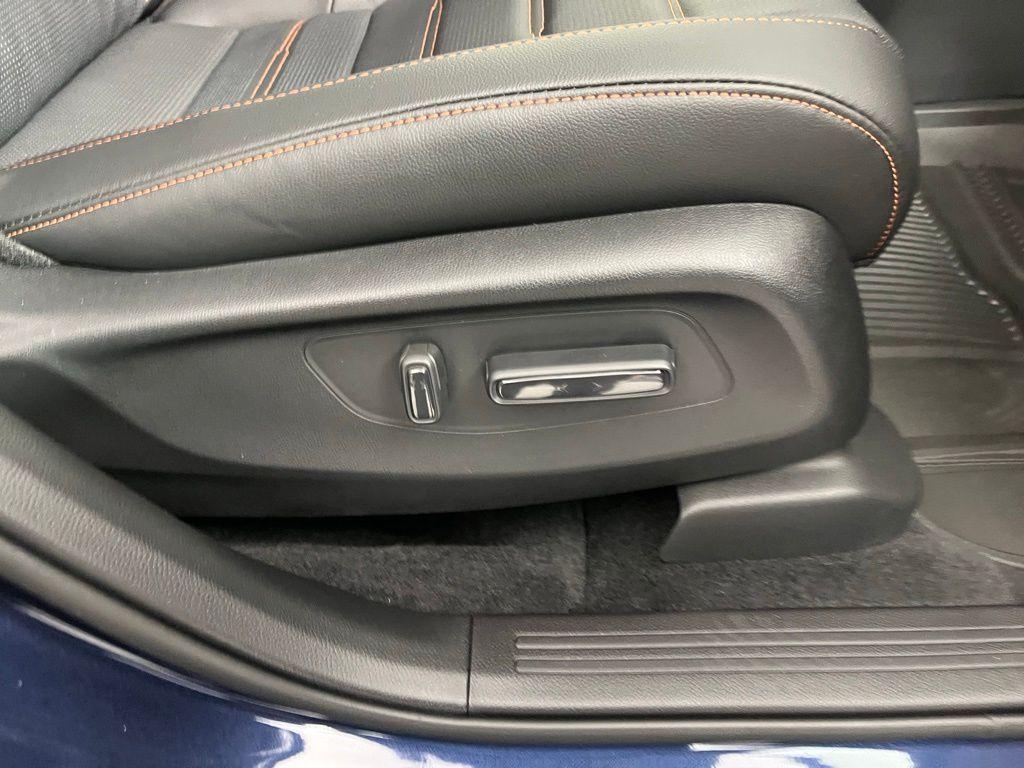 new 2026 Honda CR-V Hybrid car, priced at $43,700