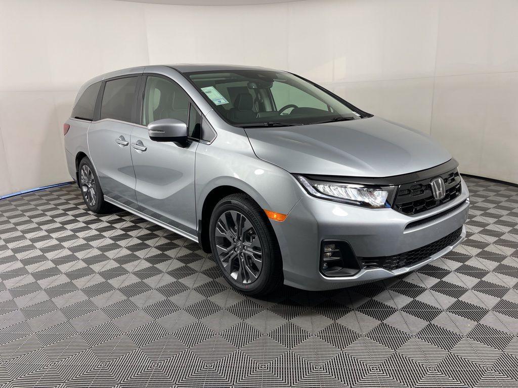 new 2026 Honda Odyssey car, priced at $48,990
