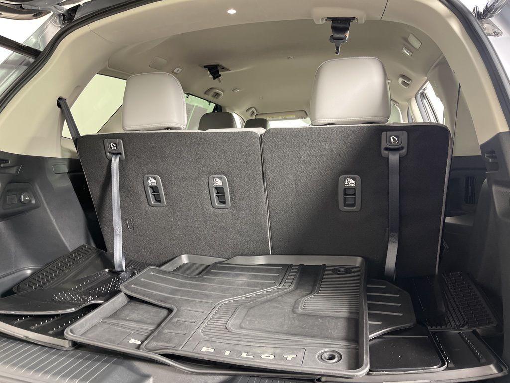 used 2025 Honda Pilot car, priced at $42,923