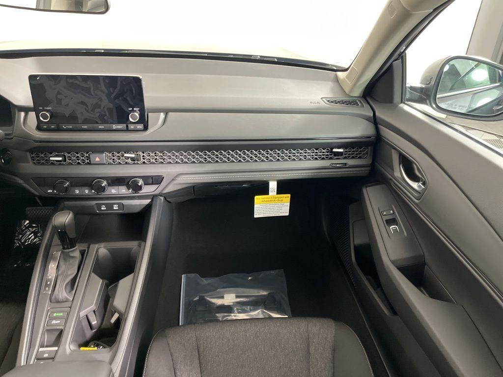new 2025 Honda Accord car, priced at $30,674