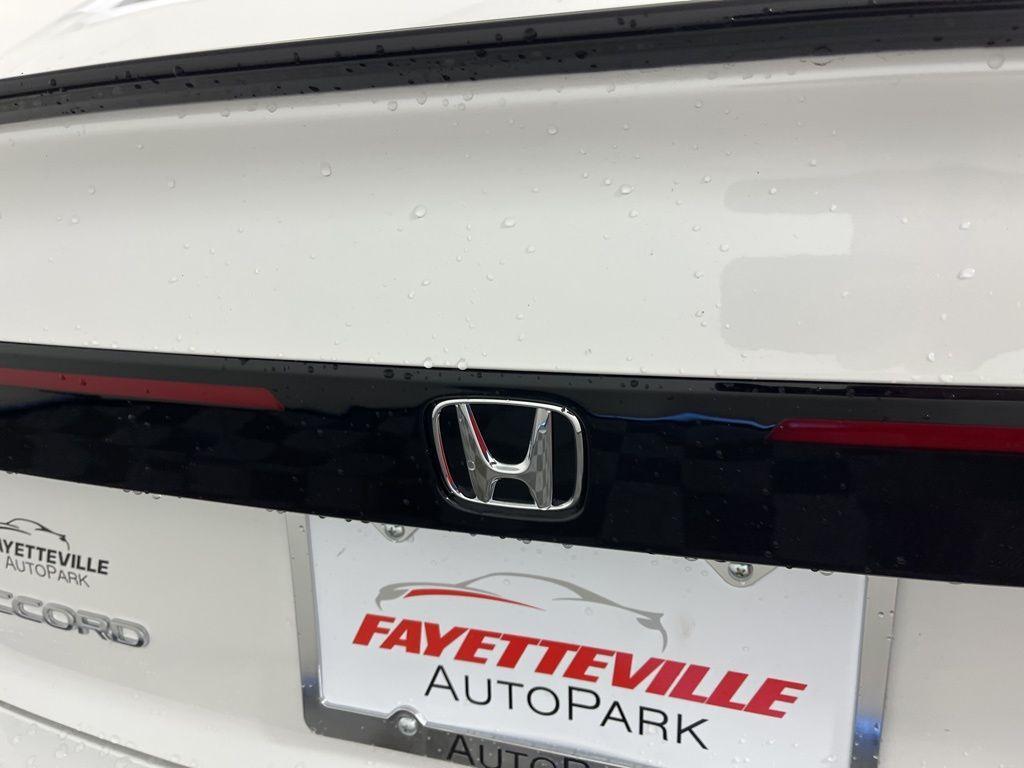 new 2025 Honda Accord Hybrid car, priced at $35,305