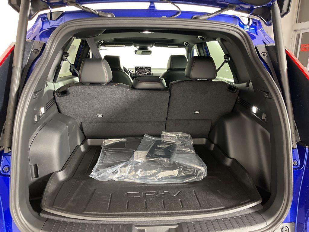 new 2025 Honda CR-V Hybrid car, priced at $39,500