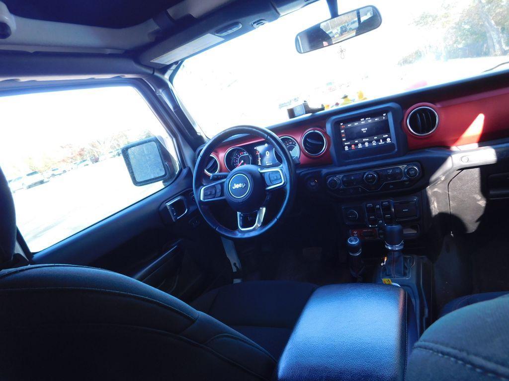 used 2021 Jeep Wrangler Unlimited car, priced at $32,035