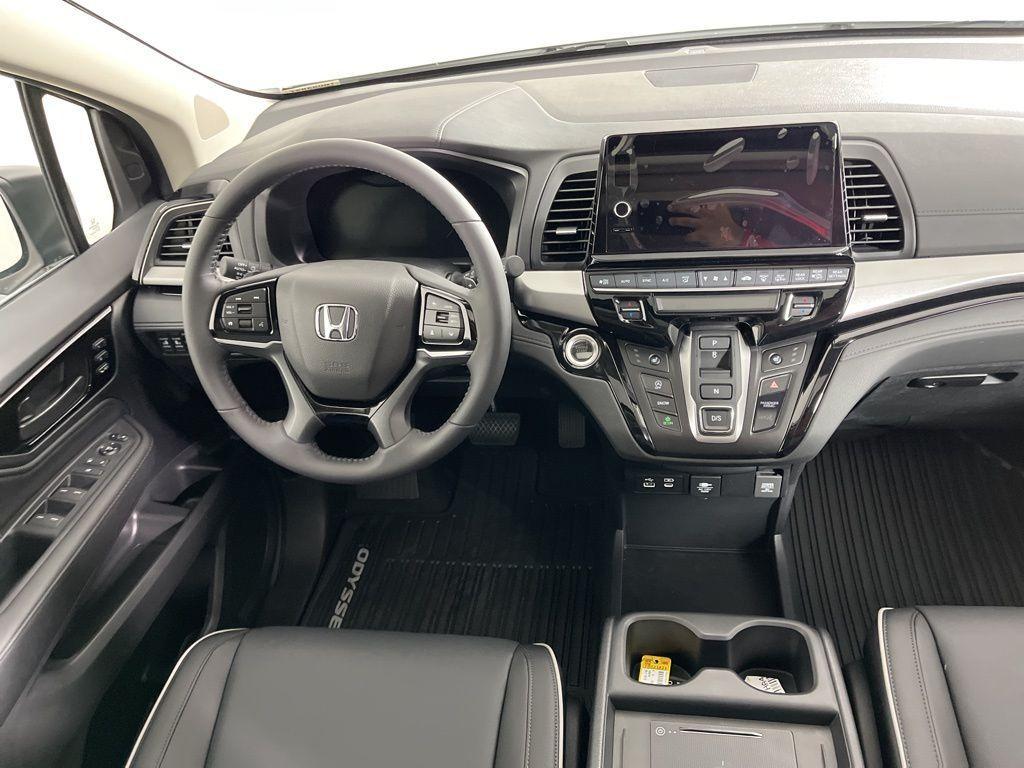 new 2026 Honda Odyssey car, priced at $49,445