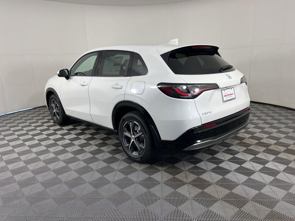 new 2025 Honda HR-V car, priced at $32,471