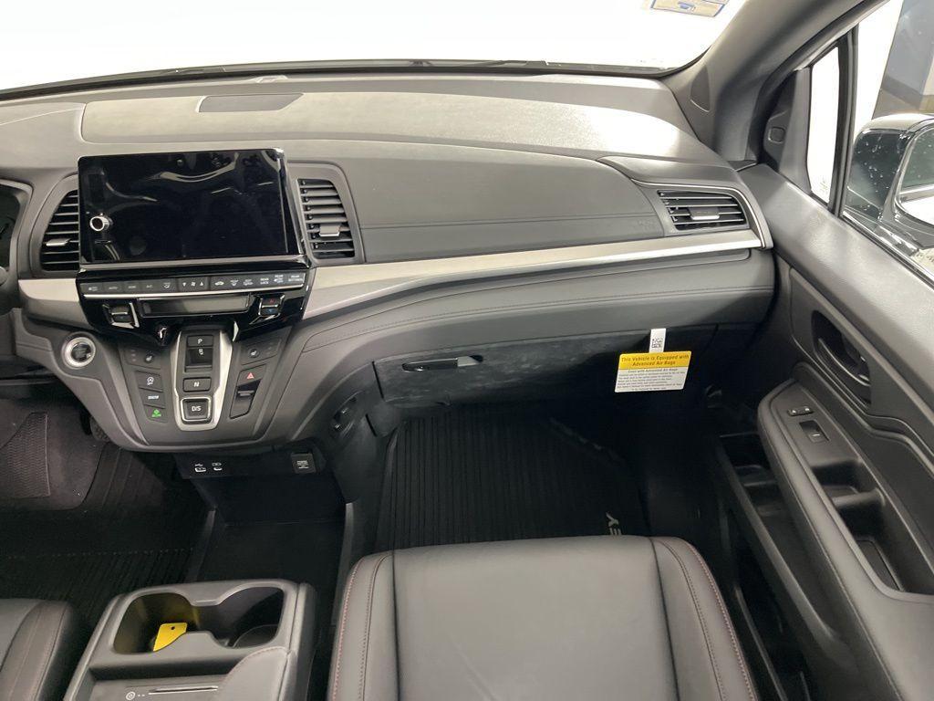 new 2026 Honda Odyssey car, priced at $45,845