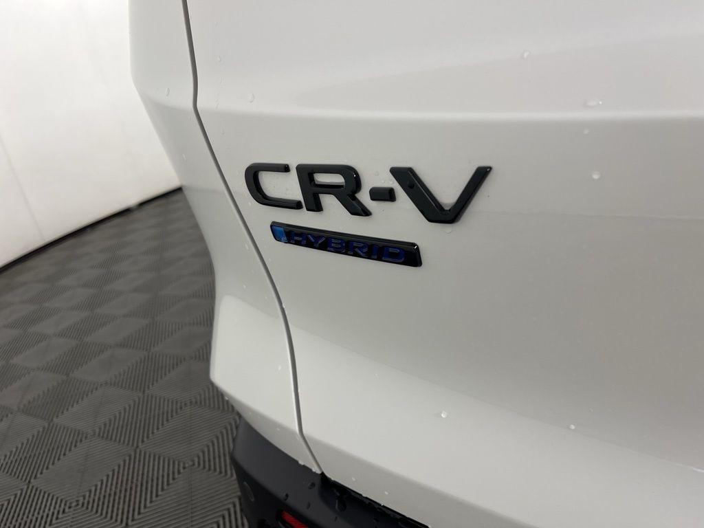 new 2026 Honda CR-V Hybrid car, priced at $40,575