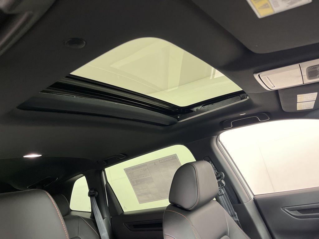 new 2026 Honda CR-V Hybrid car, priced at $40,575