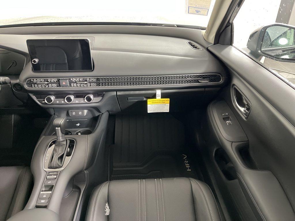 new 2026 Honda HR-V car, priced at $33,000