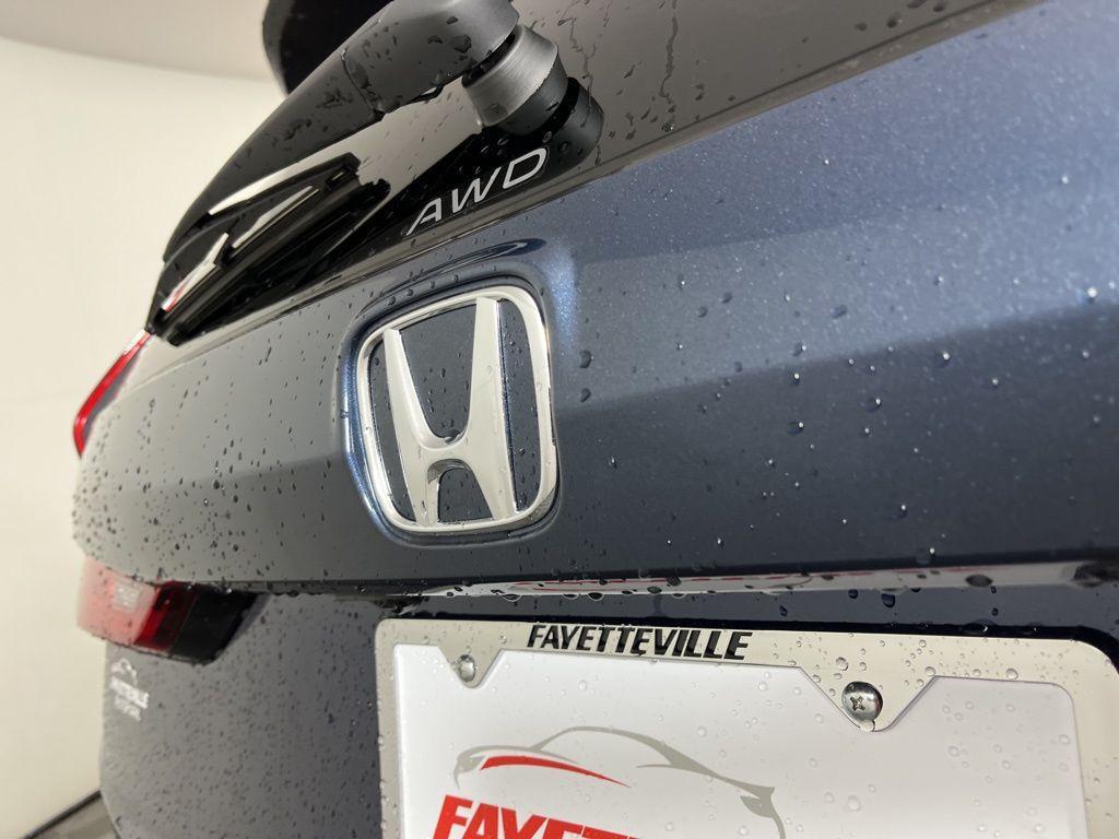 new 2025 Honda CR-V Hybrid car, priced at $40,545