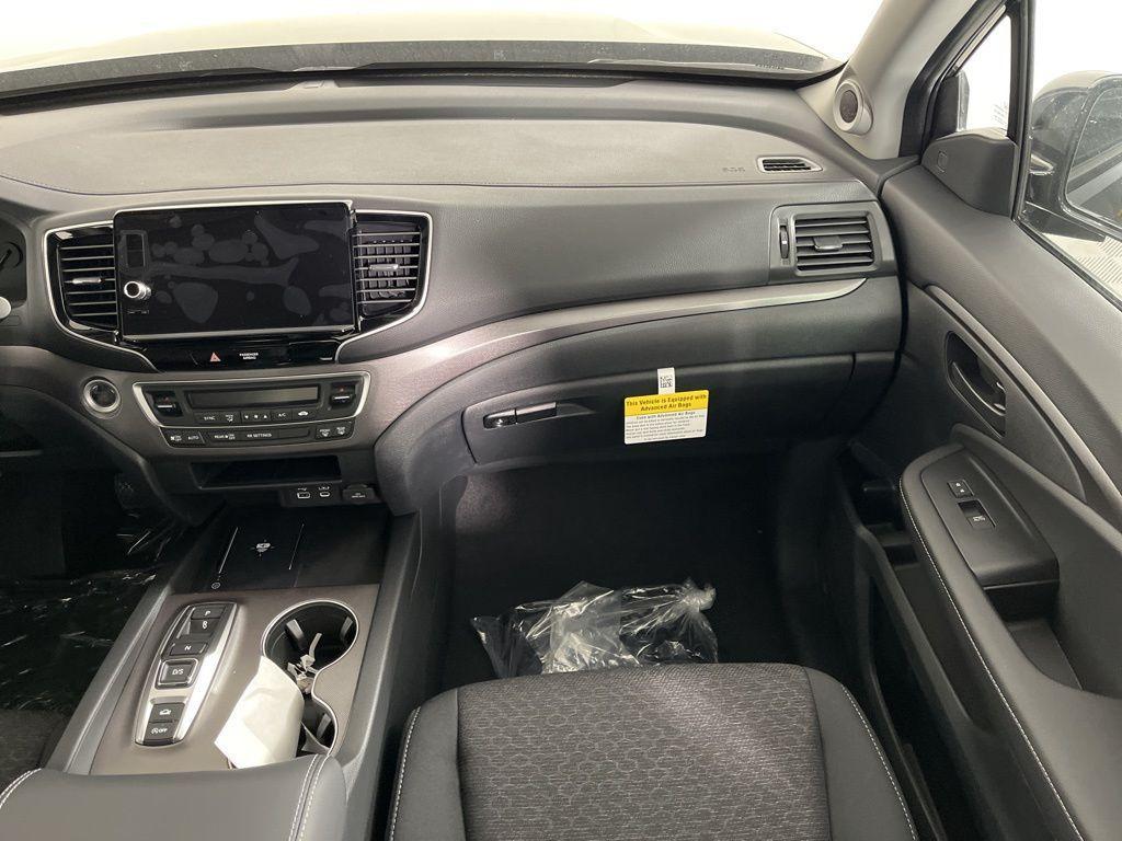new 2025 Honda Ridgeline car, priced at $41,850