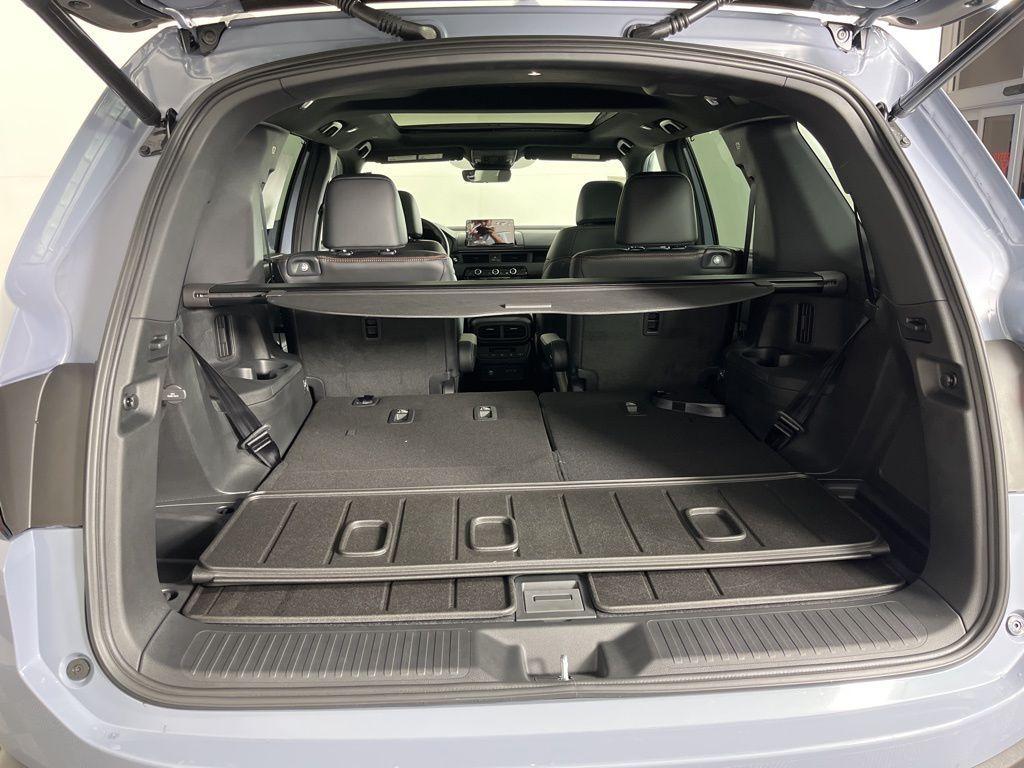 new 2025 Honda Pilot car, priced at $51,830