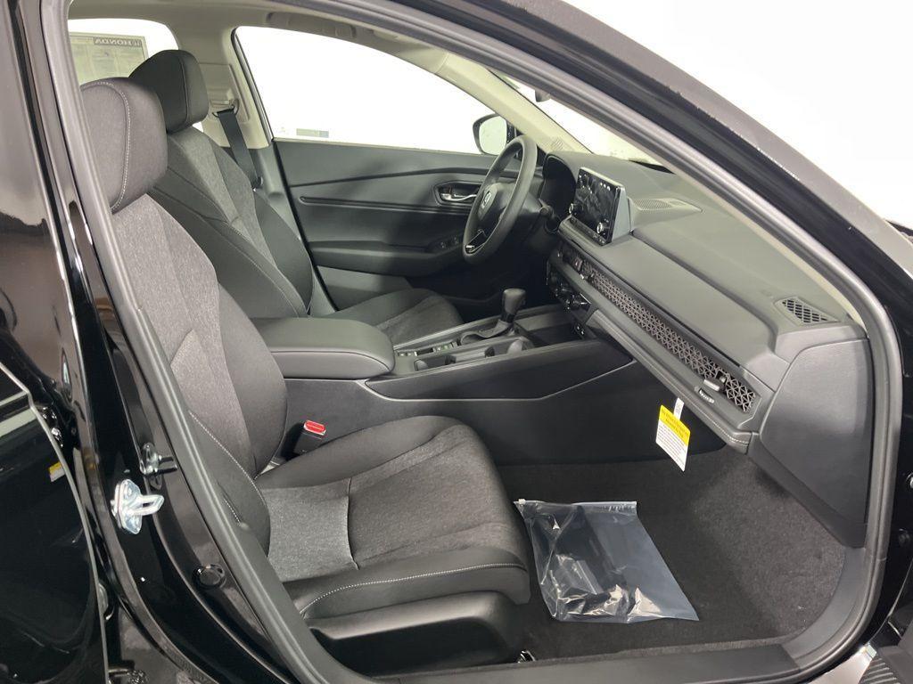 new 2025 Honda Accord car, priced at $30,674
