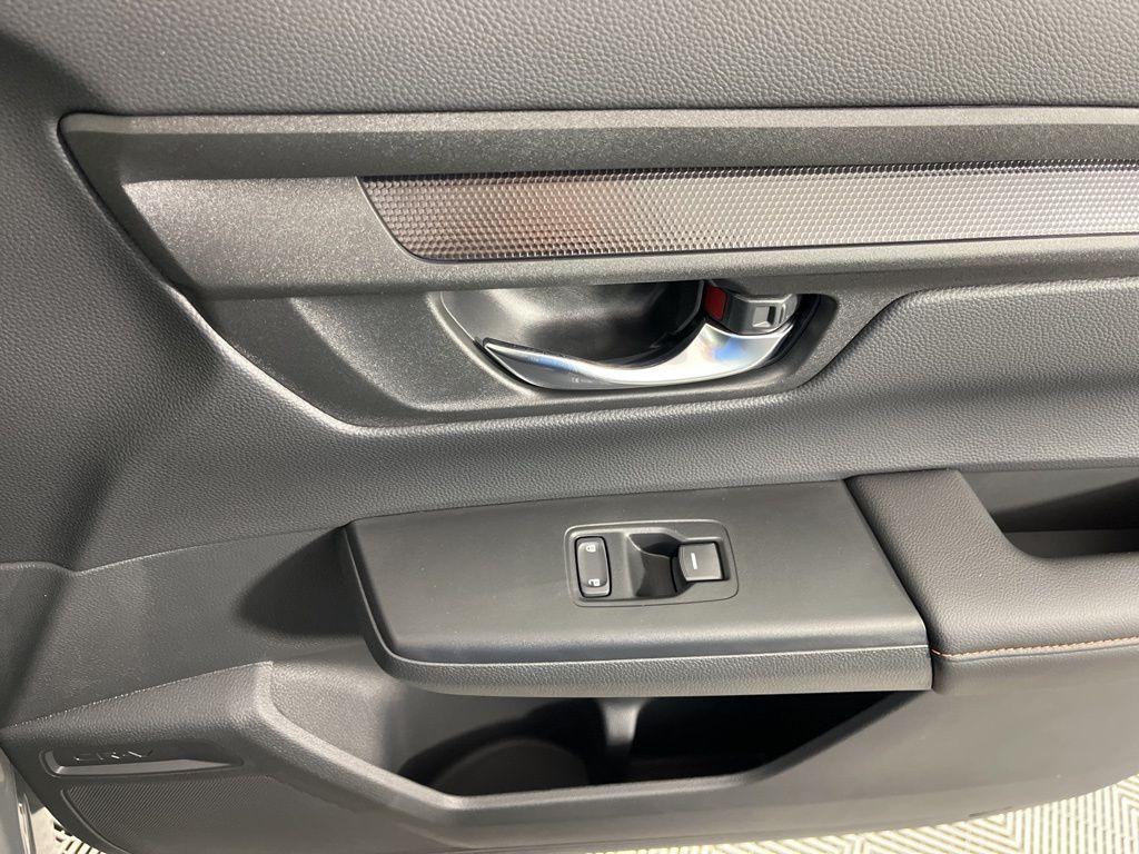 new 2026 Honda CR-V Hybrid car, priced at $40,630