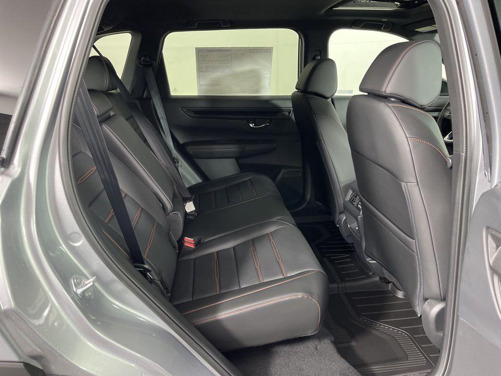 new 2026 Honda CR-V Hybrid car, priced at $40,175