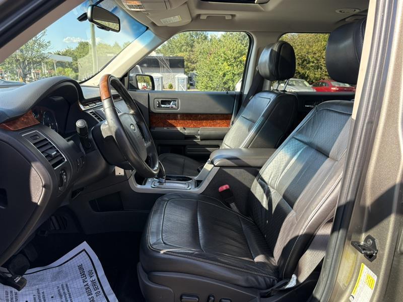 used 2012 Ford Flex car, priced at $7,000