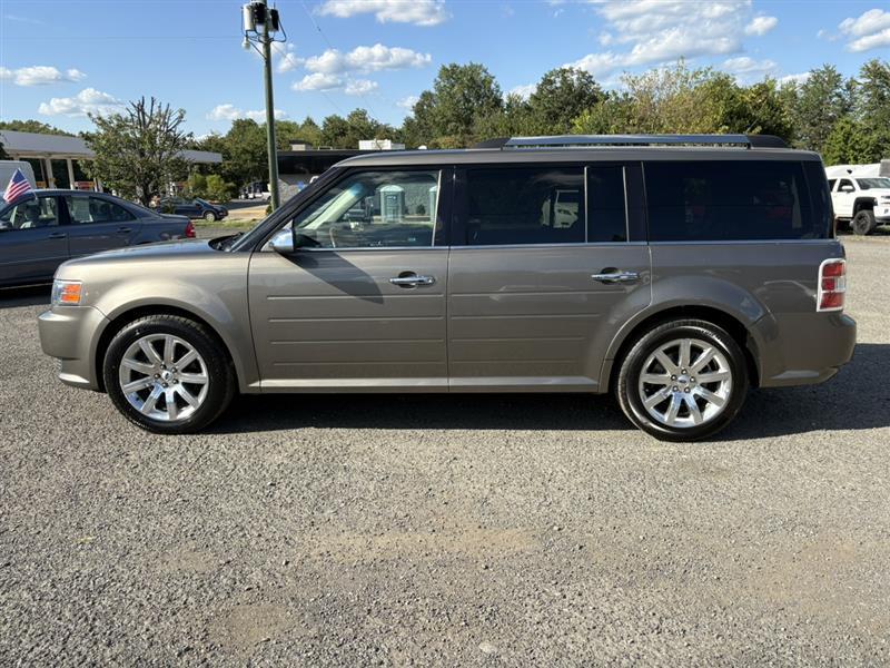 used 2012 Ford Flex car, priced at $7,000