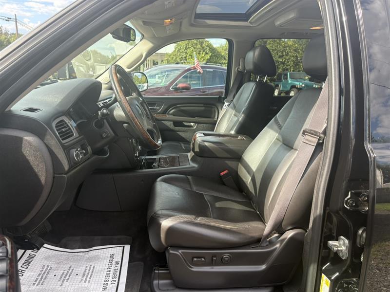 used 2013 GMC Yukon XL car, priced at $14,900