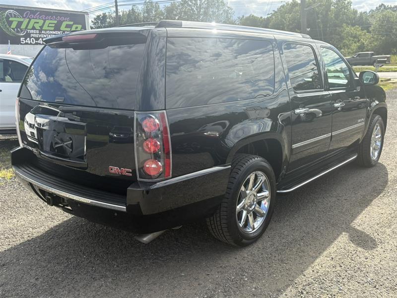 used 2013 GMC Yukon XL car, priced at $14,900