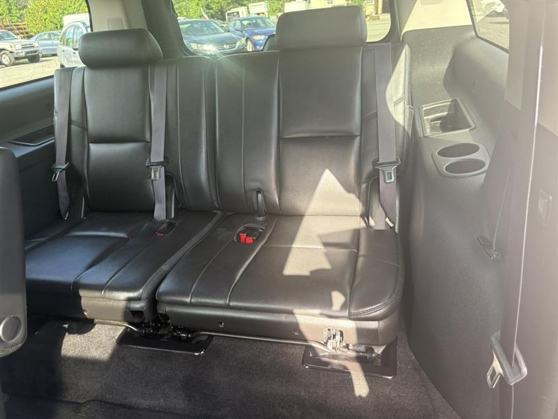 used 2013 GMC Yukon XL car, priced at $14,900