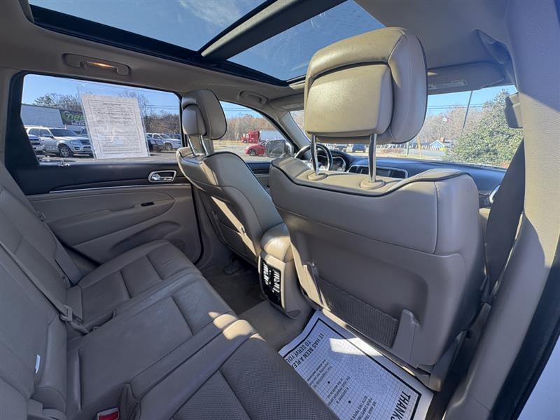 used 2014 Jeep Grand Cherokee car, priced at $10,900