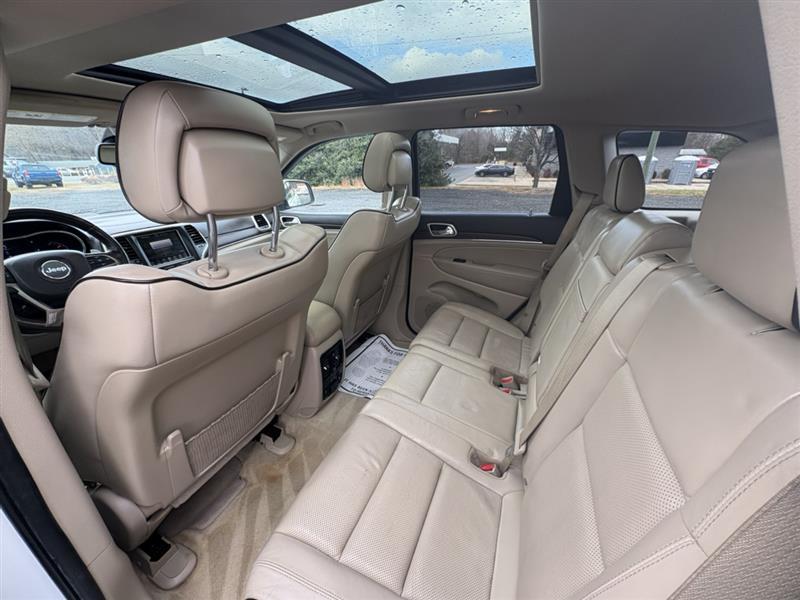 used 2014 Jeep Grand Cherokee car, priced at $10,900