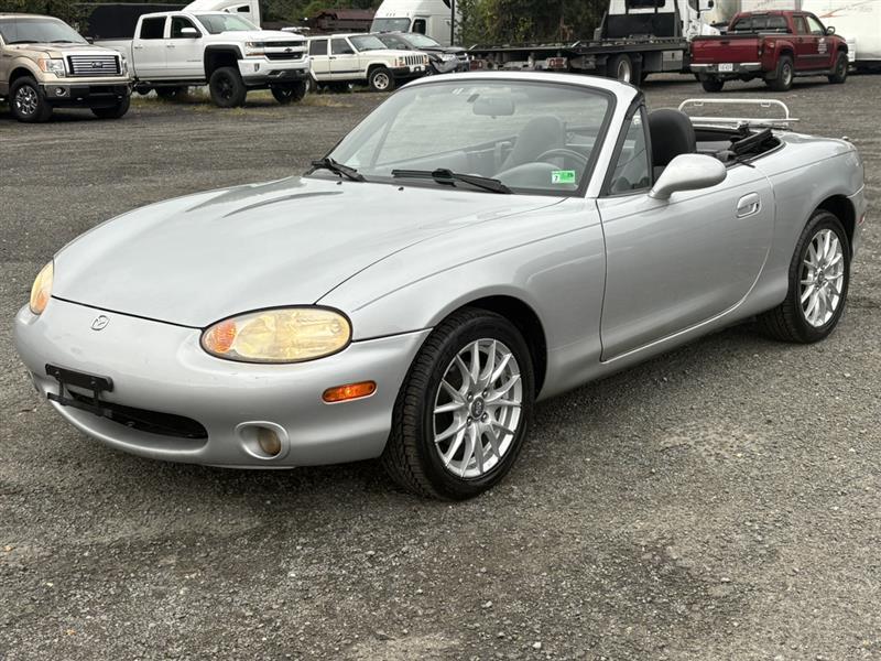 used 2000 Mazda MX-5 Miata car, priced at $8,900