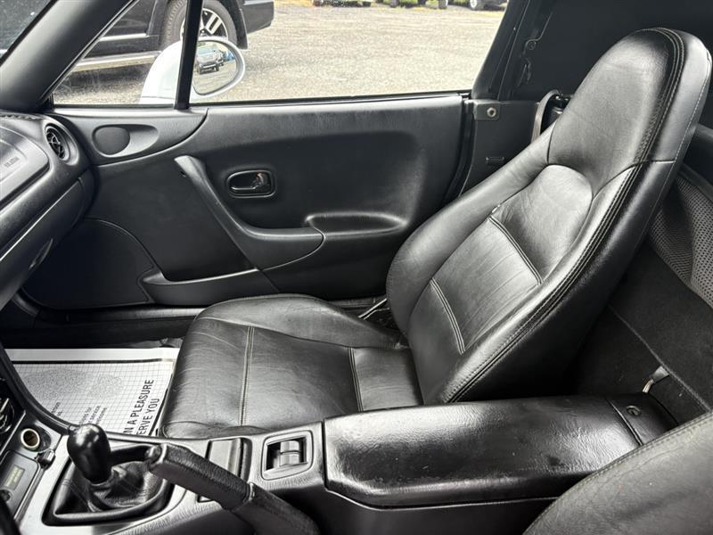 used 2000 Mazda MX-5 Miata car, priced at $8,900