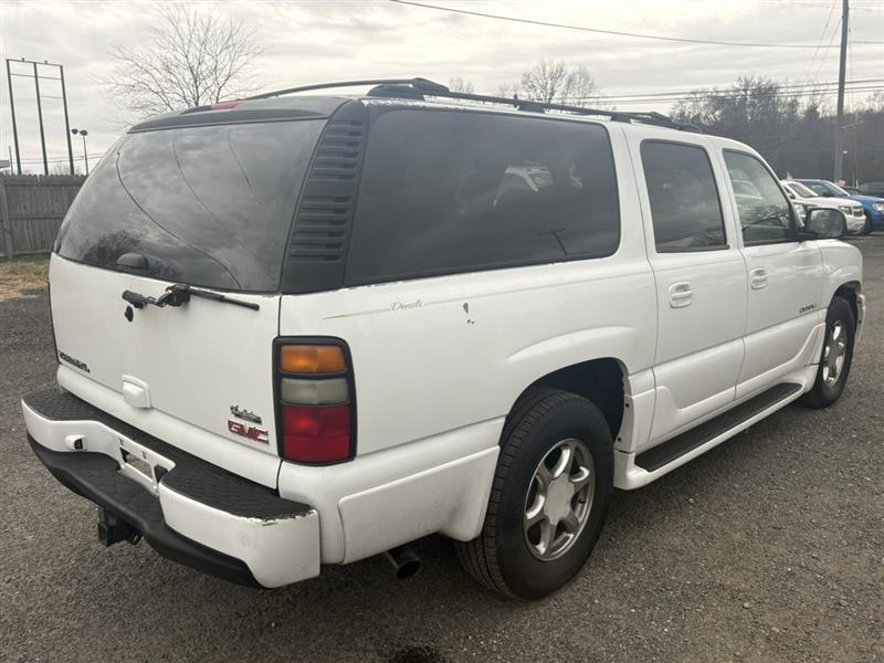 used 2005 GMC Yukon XL car, priced at $8,900