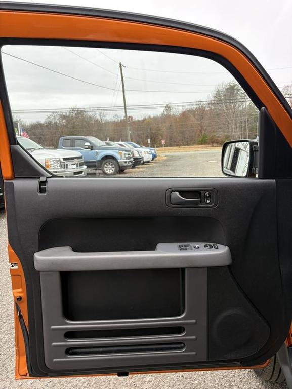 used 2006 Honda Element car, priced at $6,900